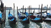 discover-venice-walking-tour-with-gondola-ride-in-venice-366542